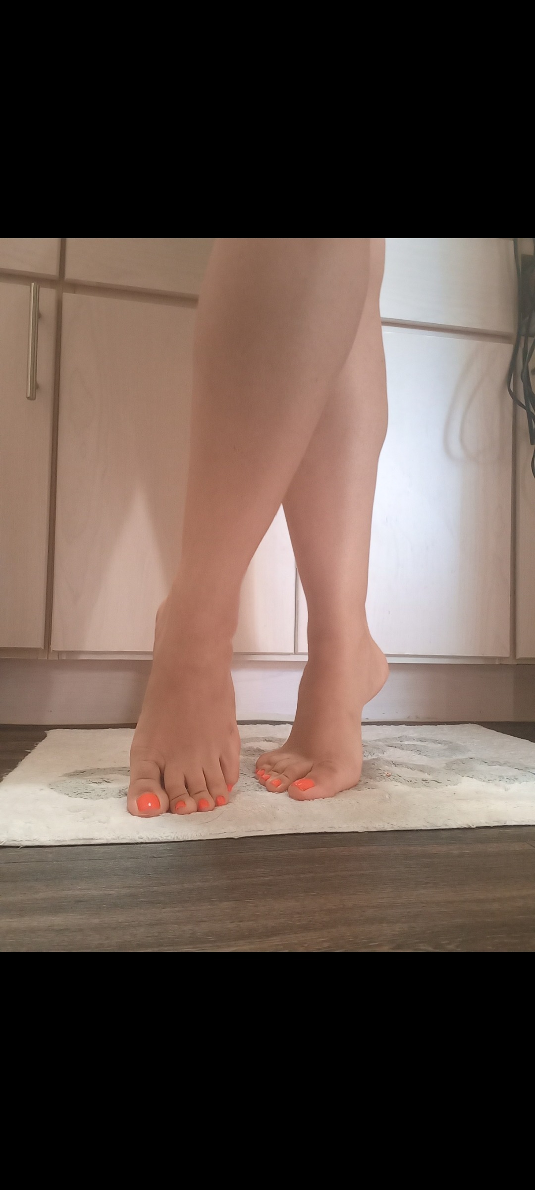 jewelzfeet2527 profile