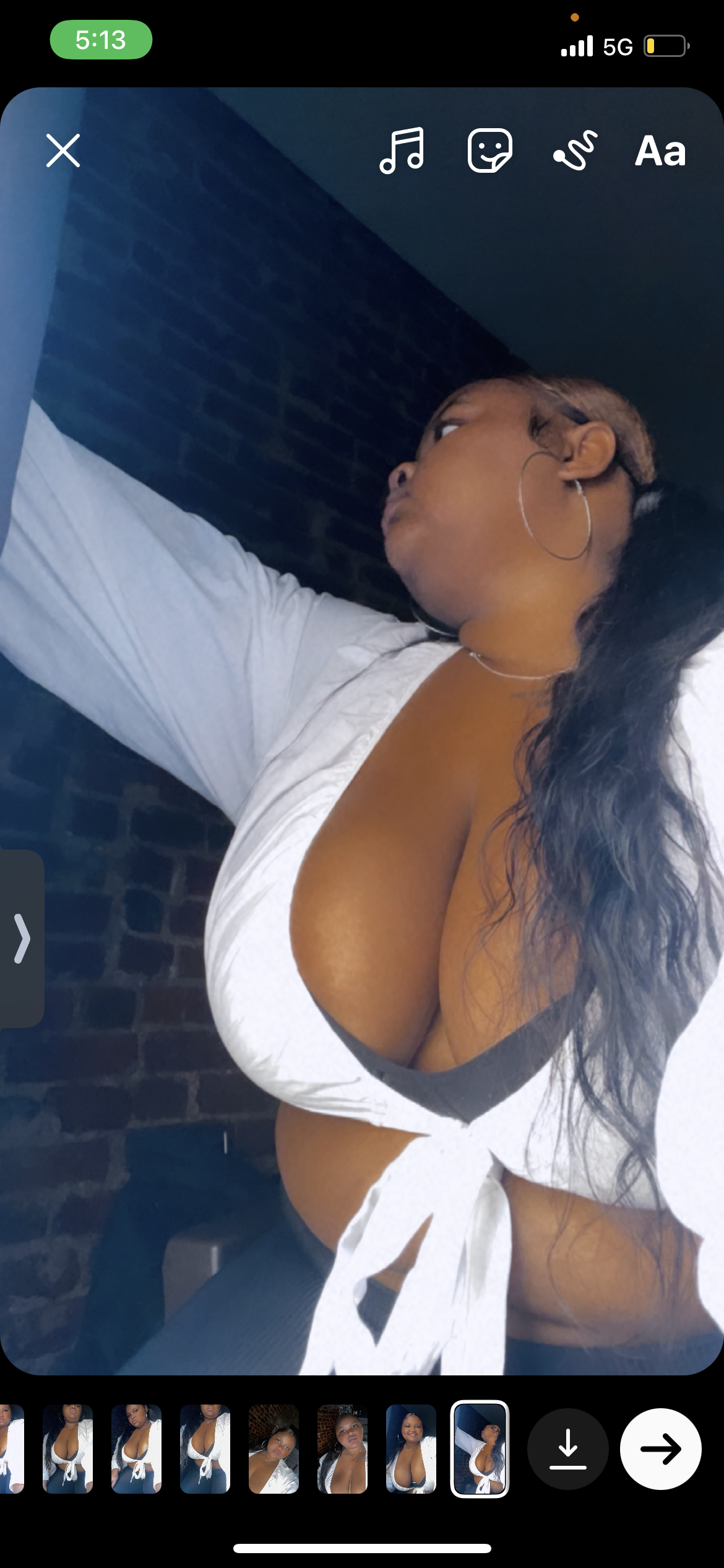 curvaceousb profile