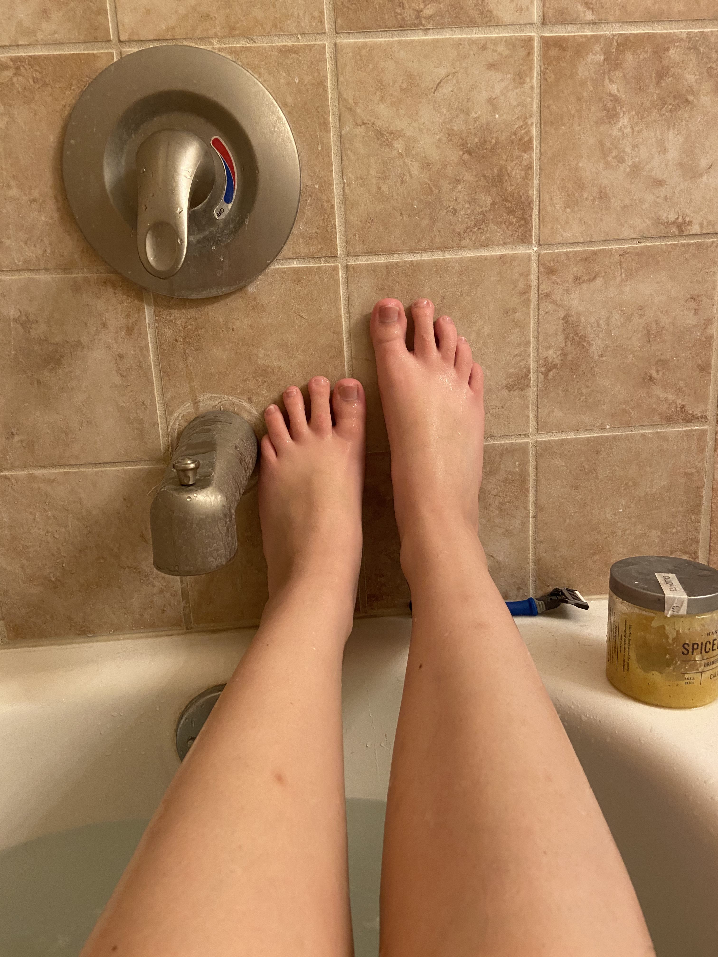 Emo Farrah’s Feet thumbnail