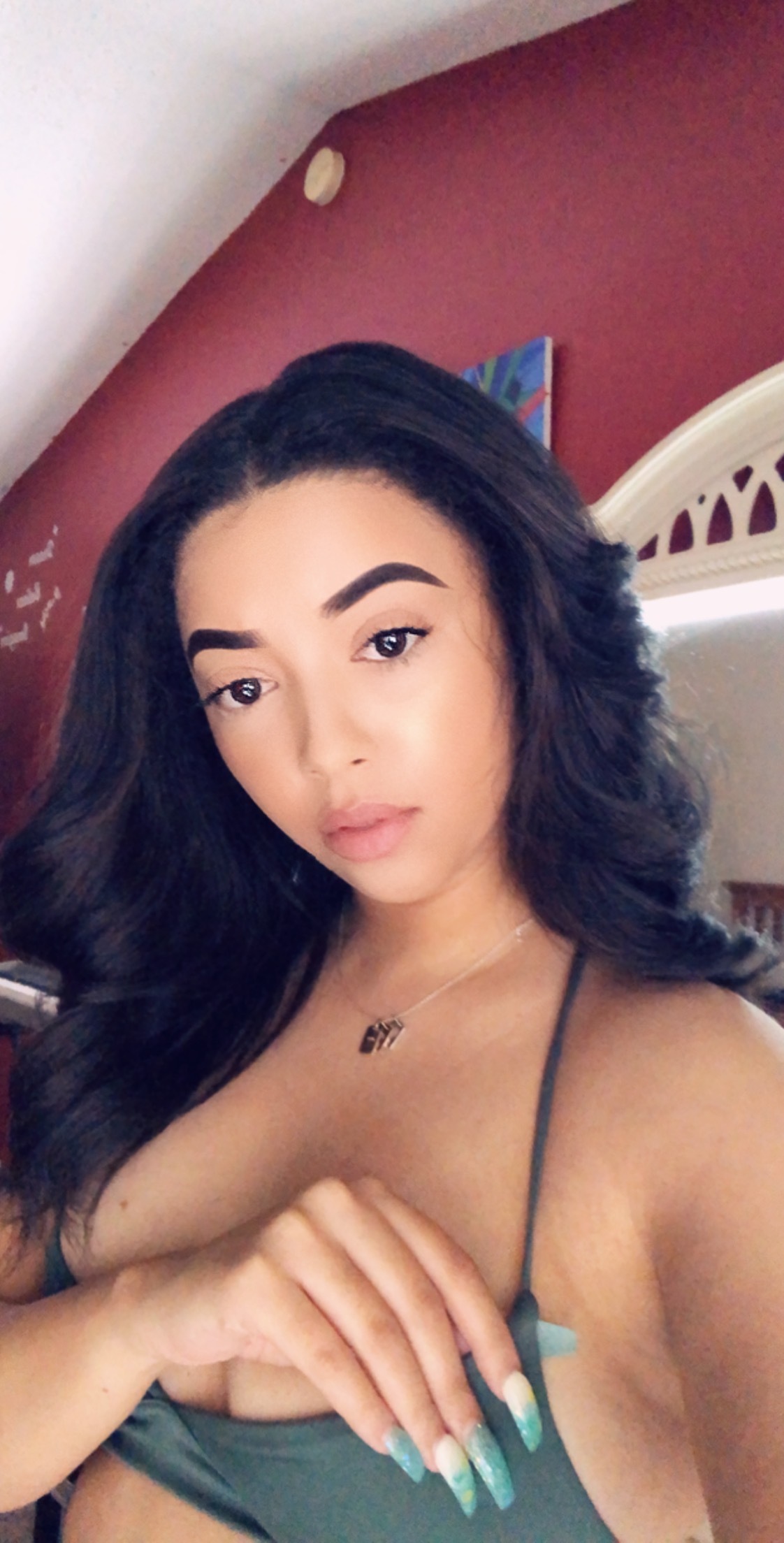 lilcurlybae profile