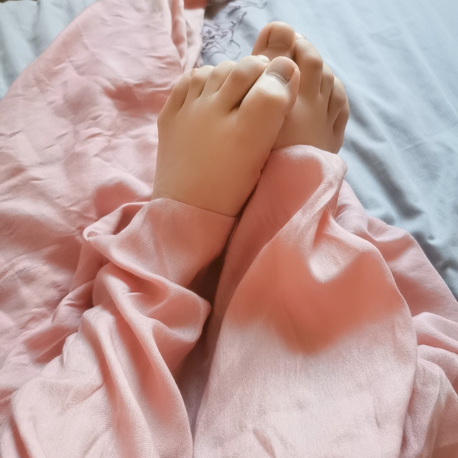 Lyra's Toes Free profile