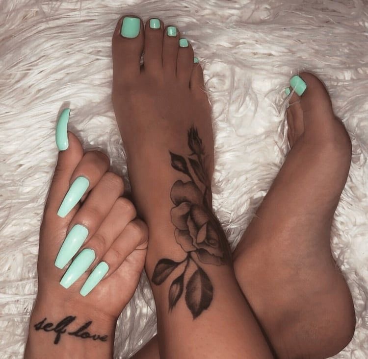 sexynails_toescover