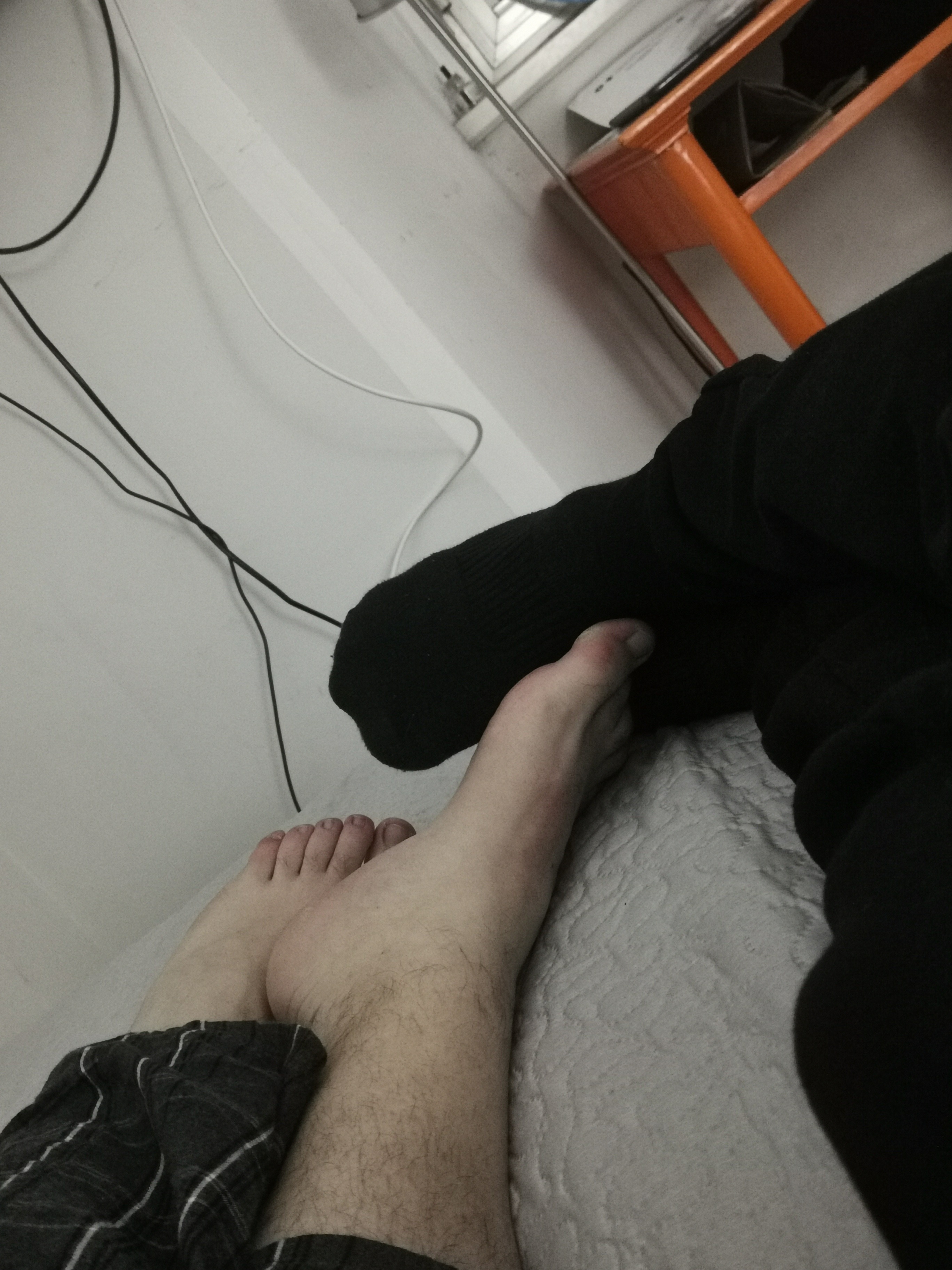 twinkcouplefeet thumbnail