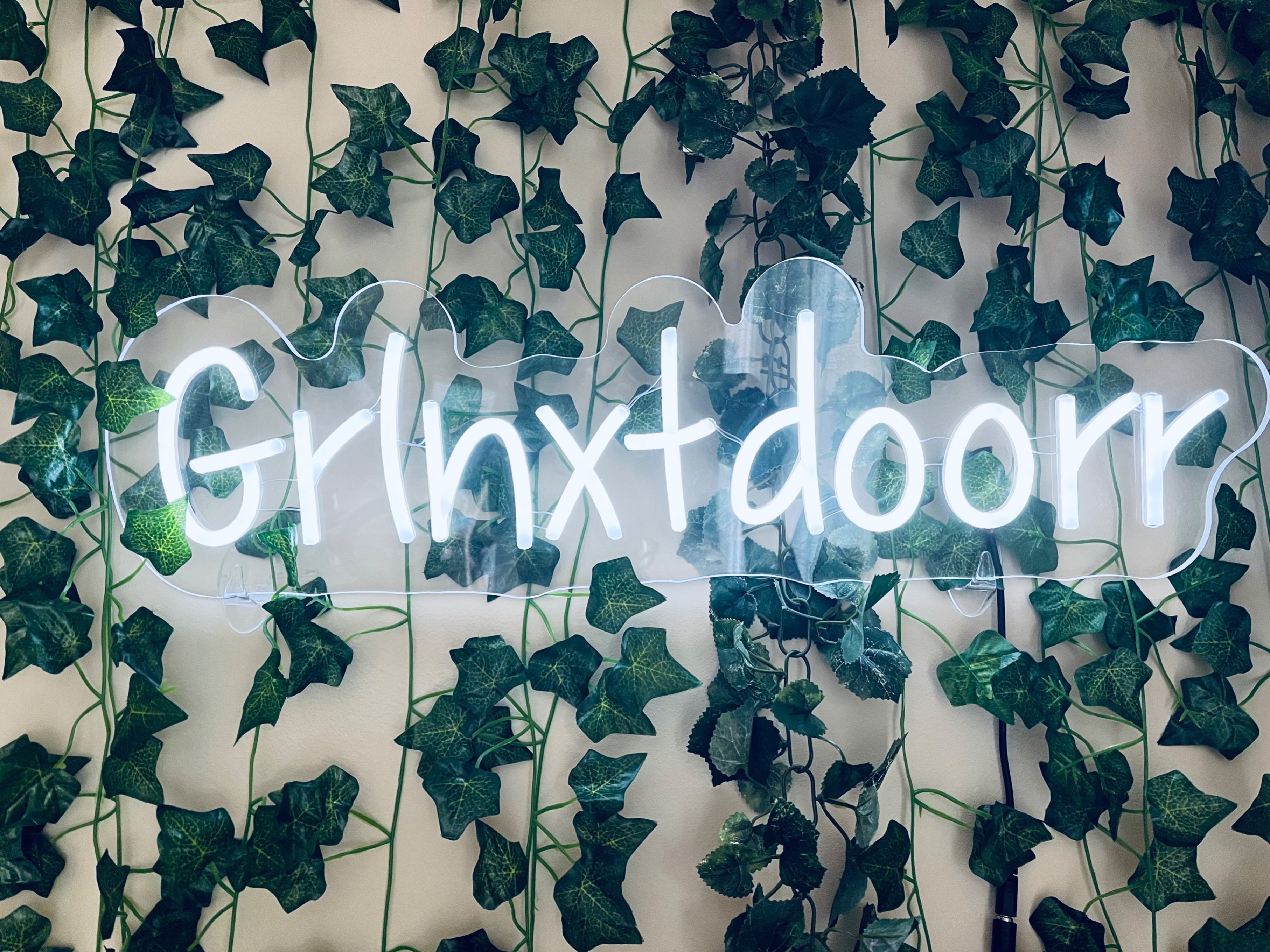 grlnxtdoorr thumbnail