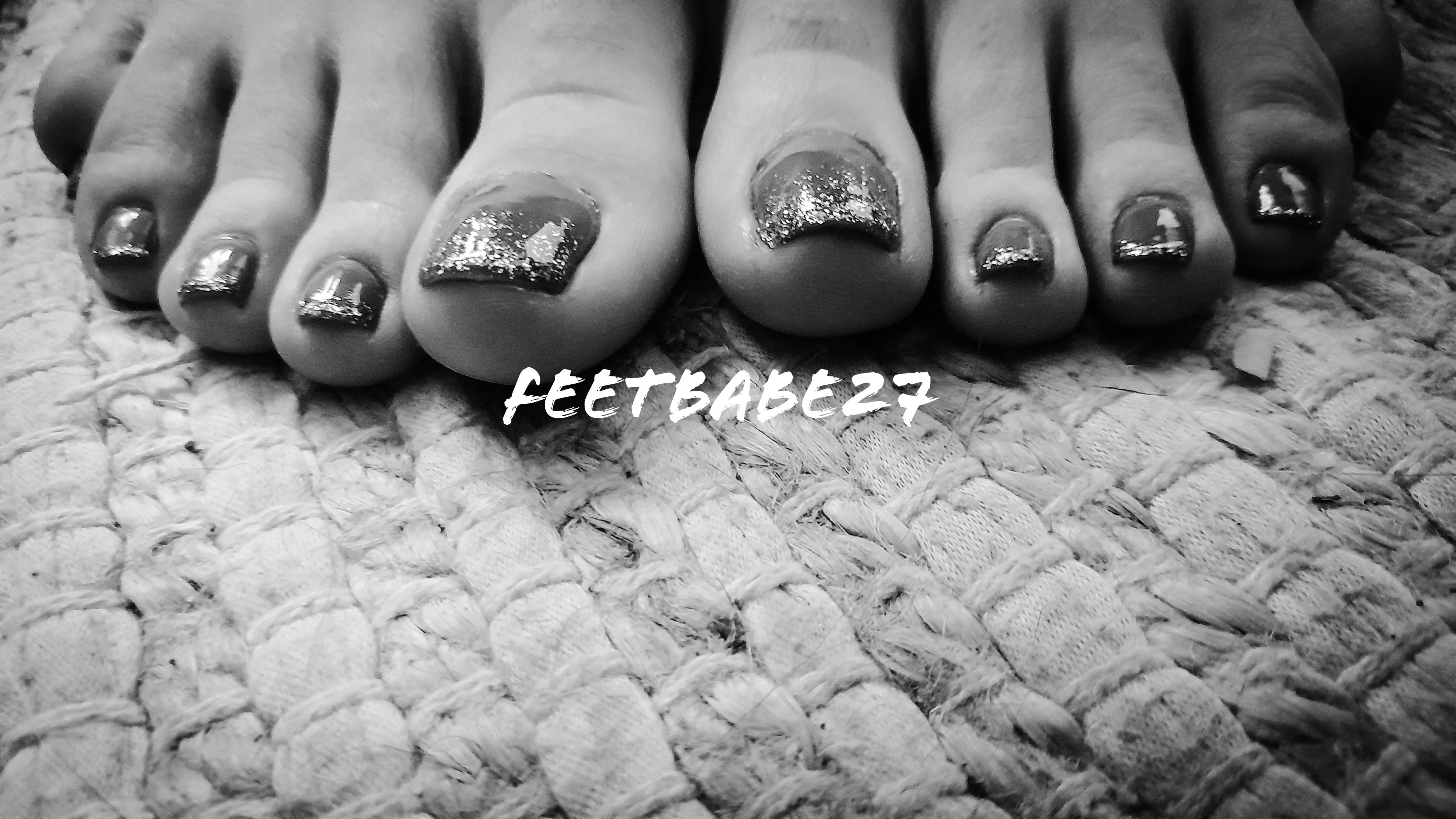 feetbab00743515 thumbnail