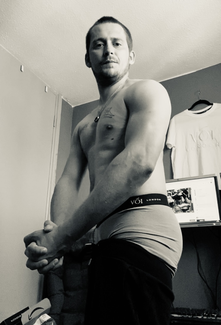 Straight British Stud profile