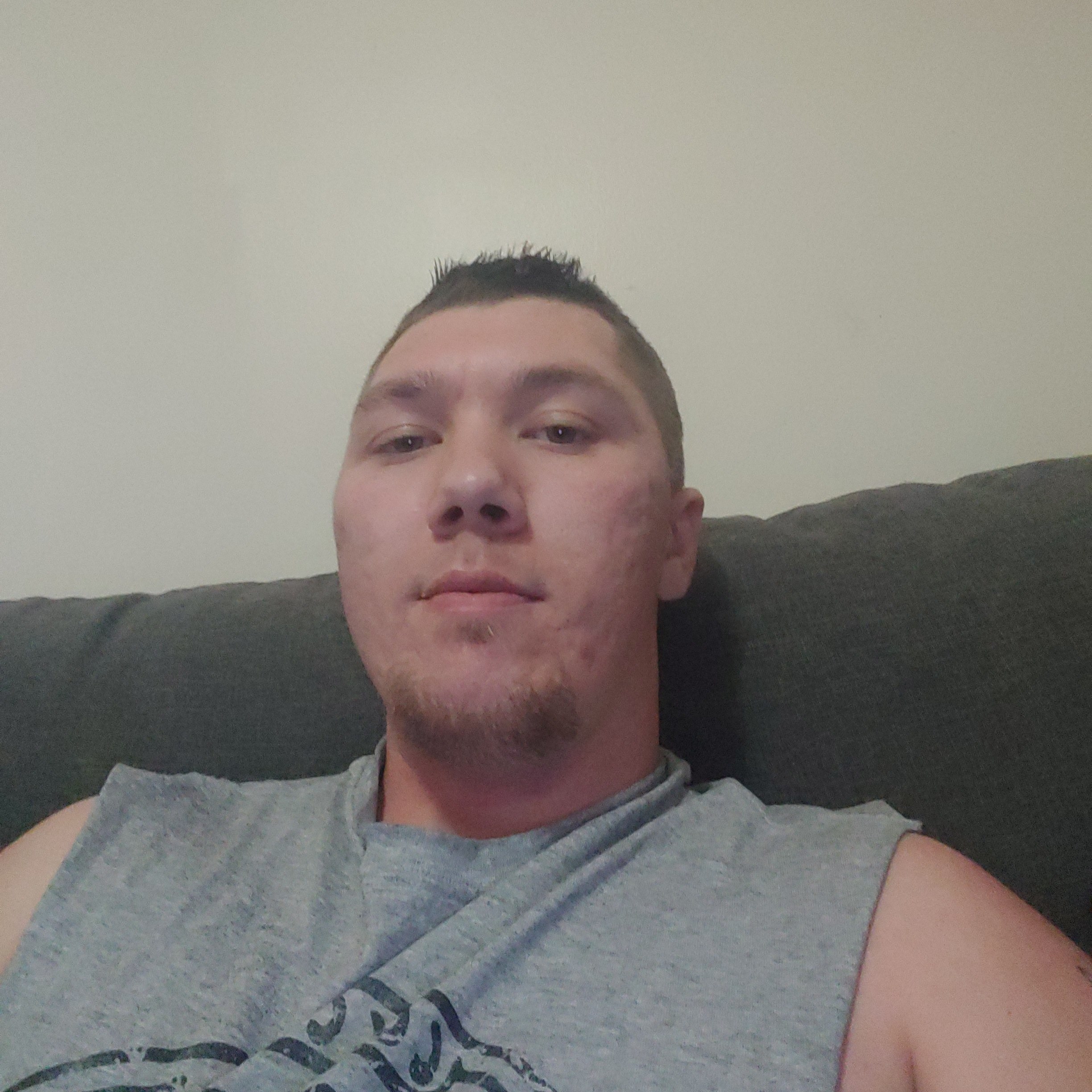 singleredneck25 profile