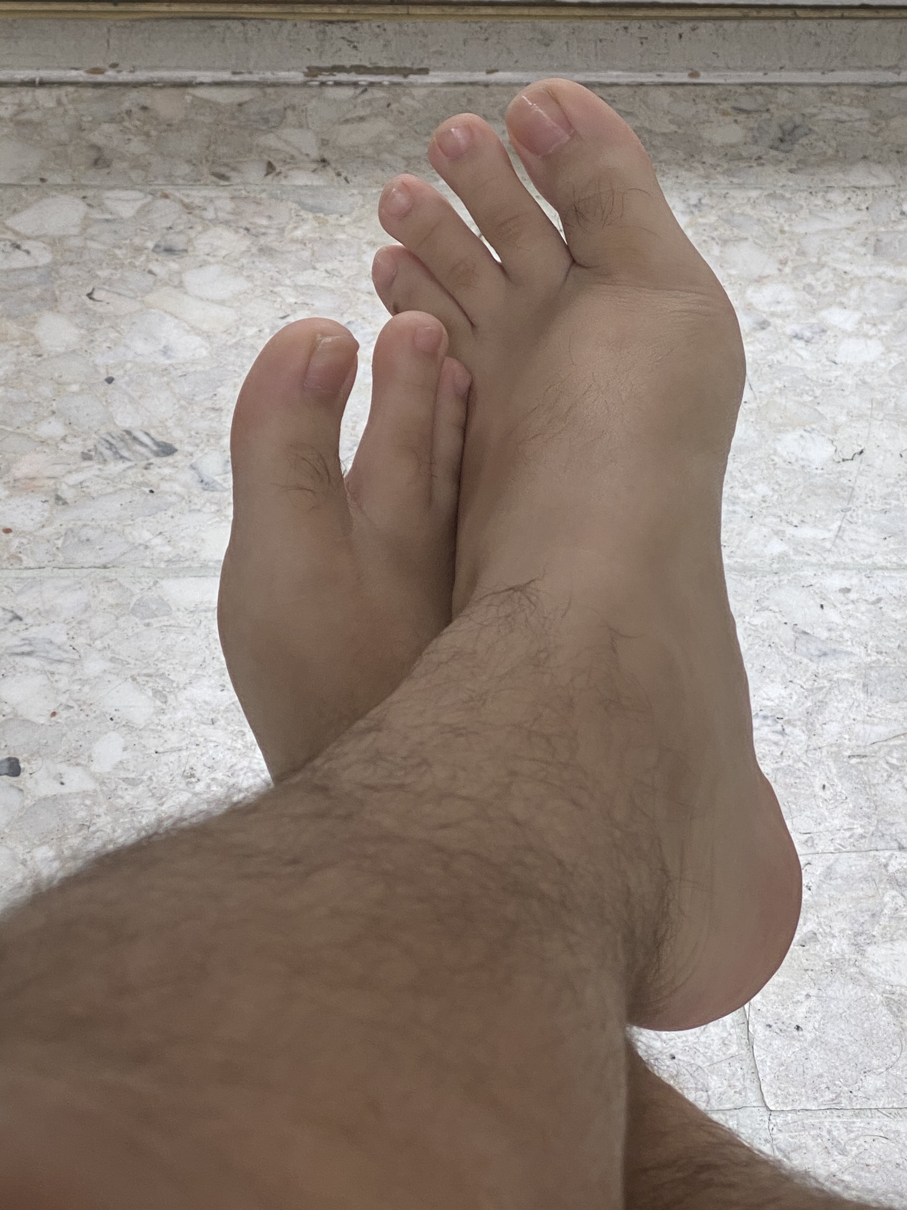 realhotboyfeet profile