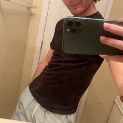 averagecollegegay profile