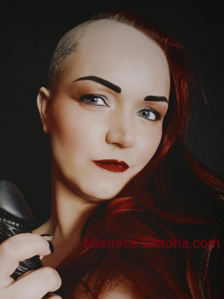 Mistress Victoria DeVil *** FemDom profile