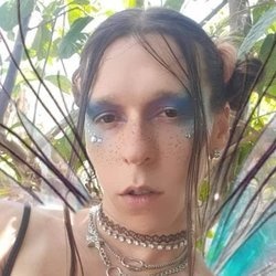 prettypettyhag profile