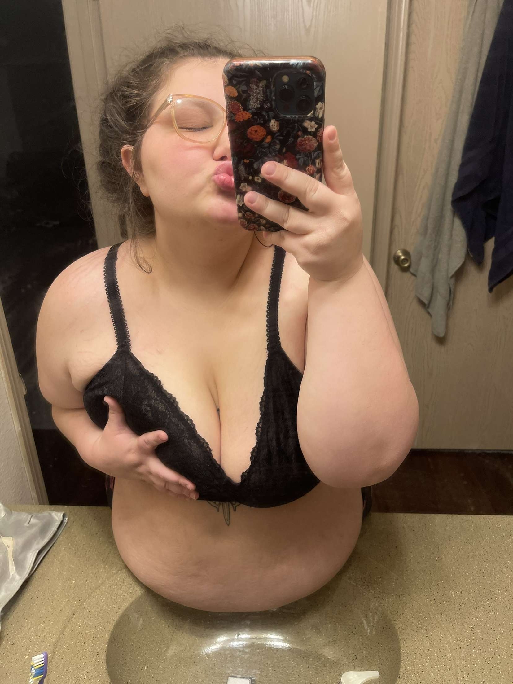 bbw_kalii profile