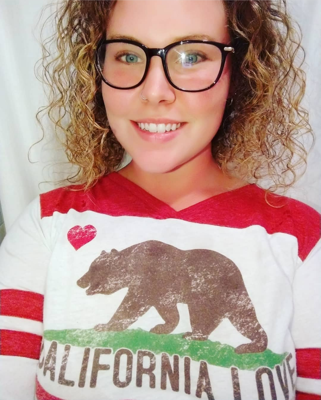 curlyandcurvy16 profile